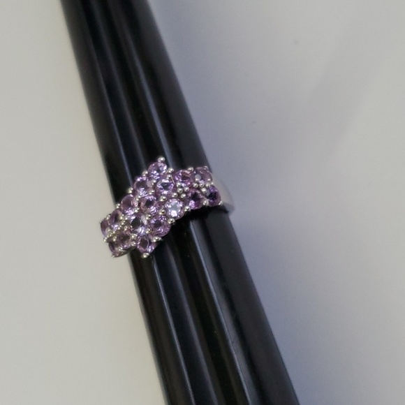 Gorgeous 10K Gold Princess Amethyst Ring - Picture 8 of 8